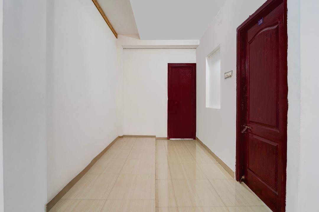 Collection O Race Course Road Formerly Annamalai Residency in Coimbatore