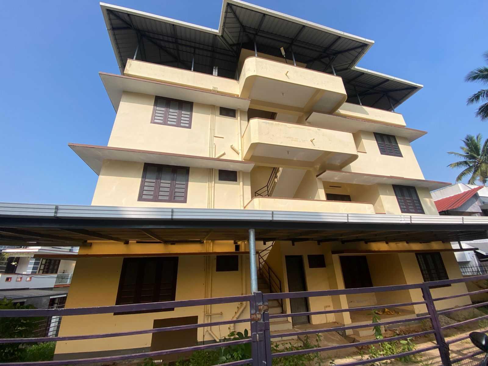 Collection O Peroorkada Junction Formerly Snehalayam Stays in Thiruvananthapuram