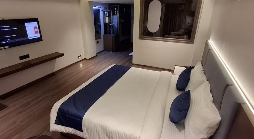 Stone Leaf Hotel in Aurangabad