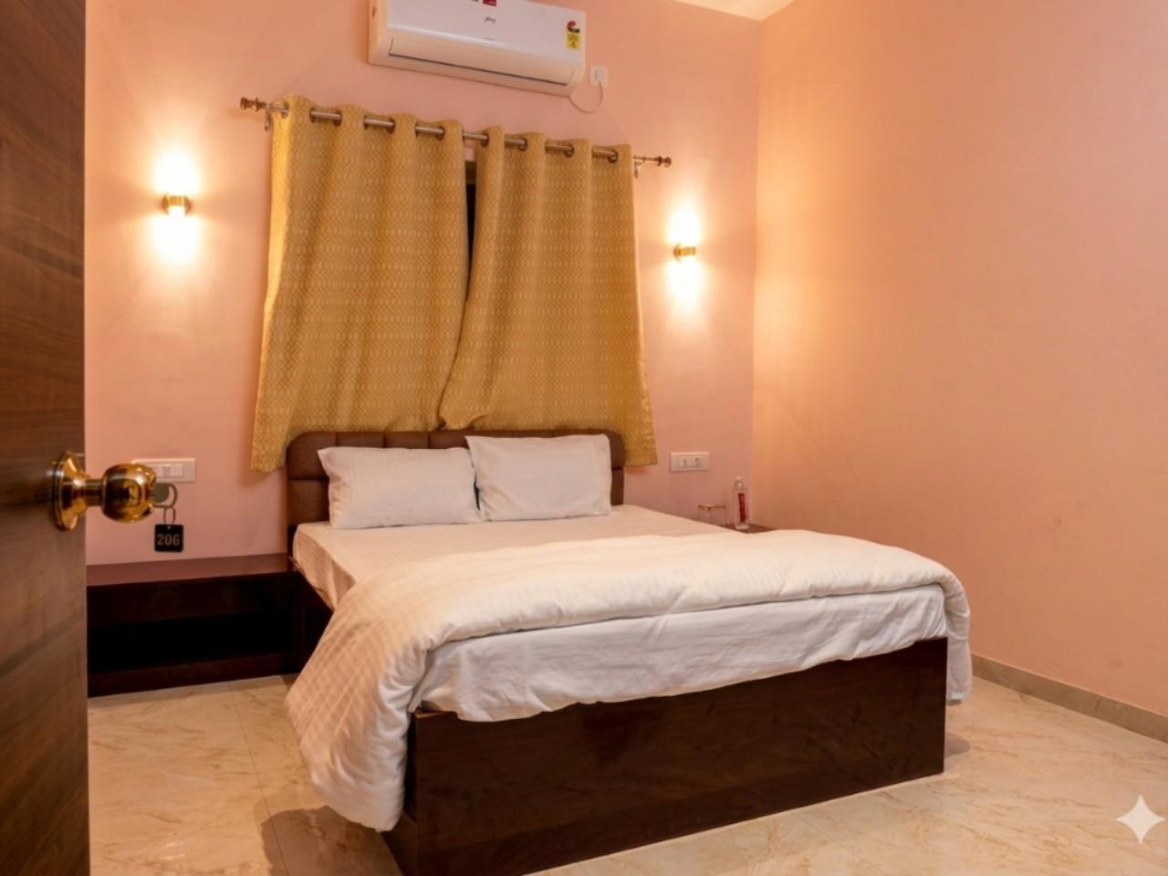 Raj Royal Hotel in Nagpur