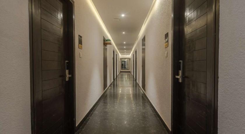Hotel Shoolin Grand in Mangalore
