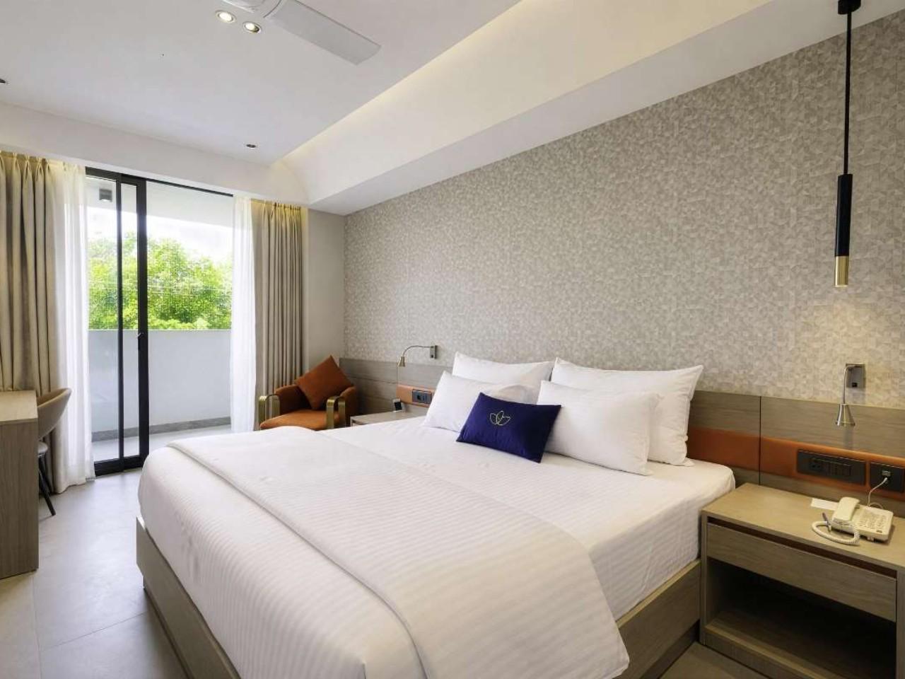 Grand Continent Hotel, Near Sector 44, Gurugram in Gurgaon