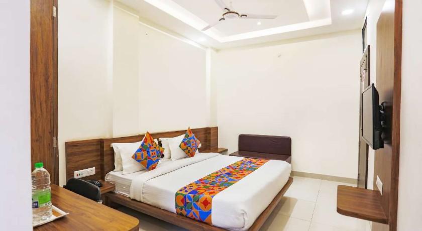Hotel Balaji Paradise in Indore