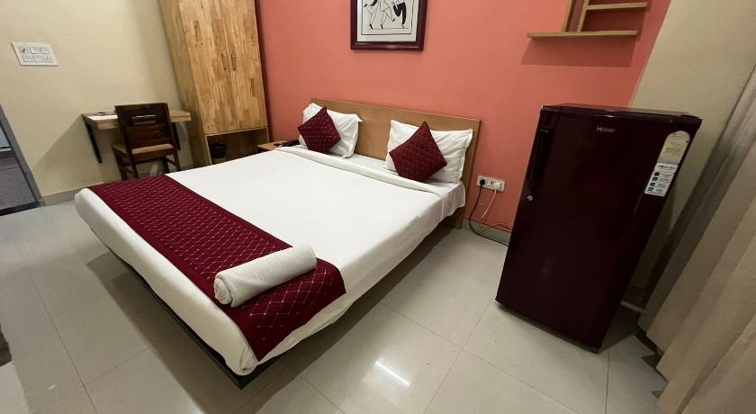 Cloud Bay Hotel in Gurgaon