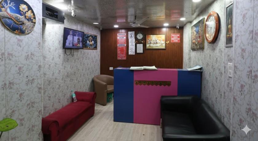 Hotel Yuvraj Rajendra Nagar in Ghaziabad