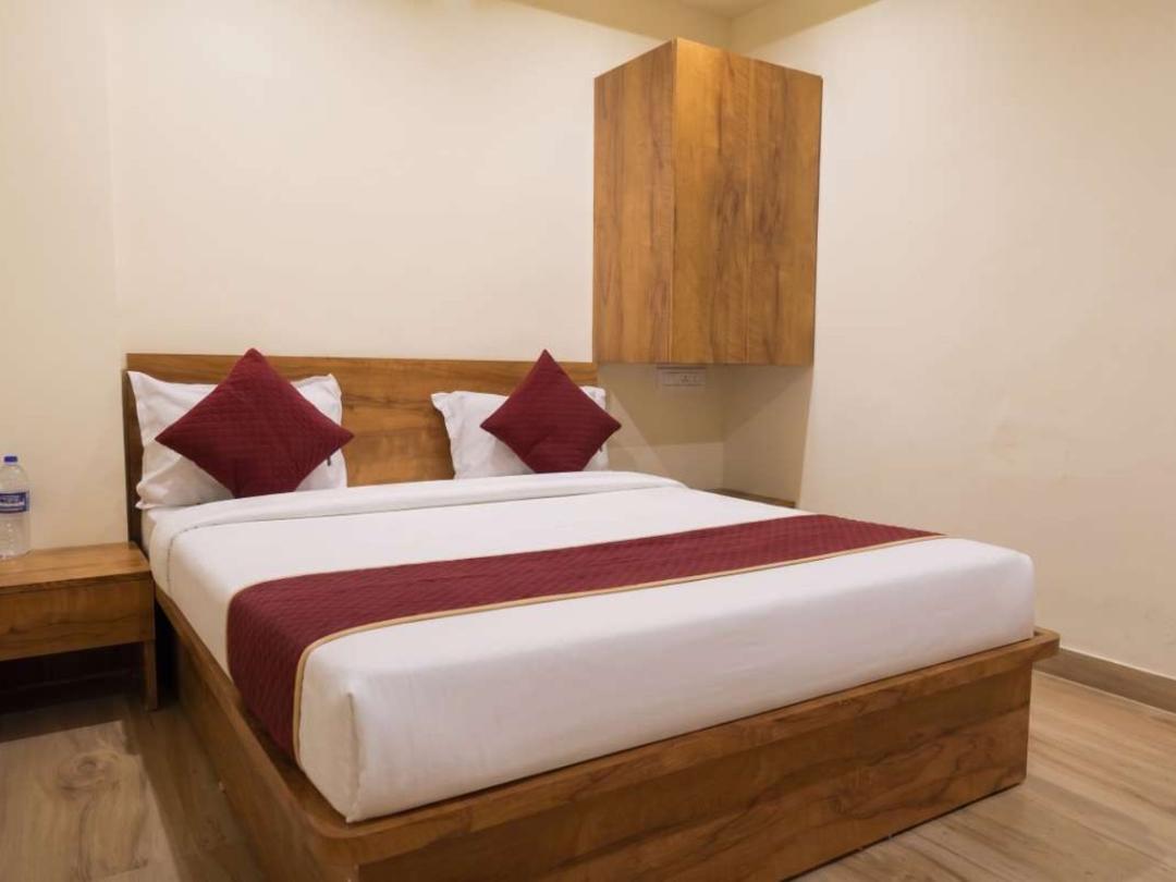 Cozy Stay in Kolkata