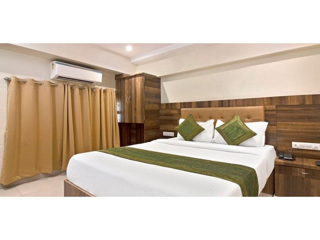 R.K HOTEL in Mumbai