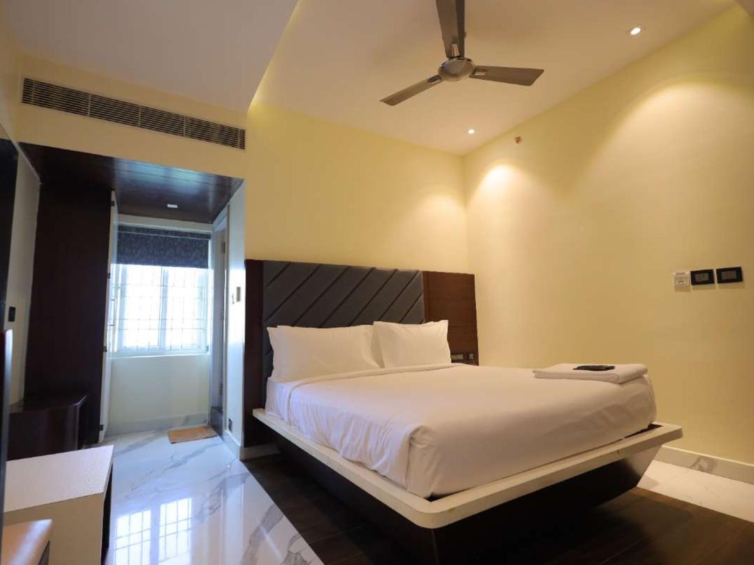 Yar Inn Central in Vijayawada