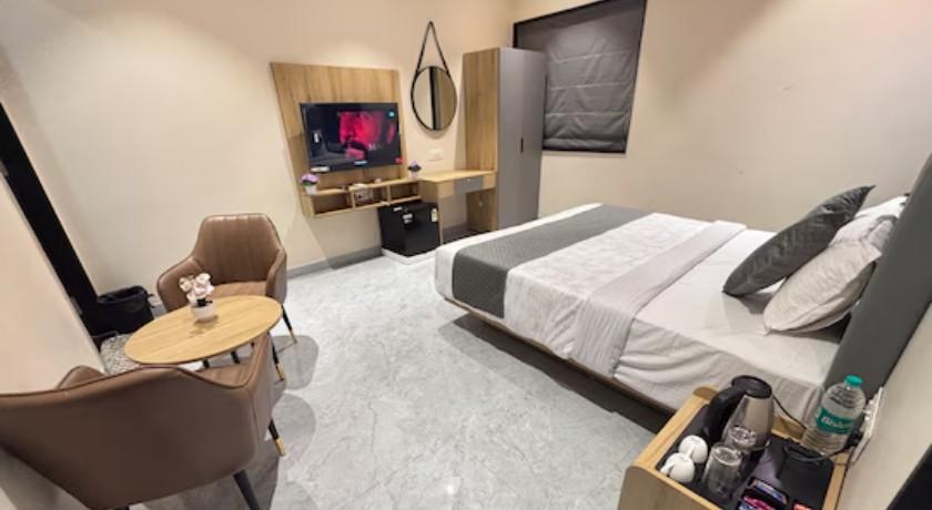 Hotel Stayvilla Raipur in Raipur