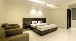 Hotel Paramount Suites and Service Apartments in Mangalore