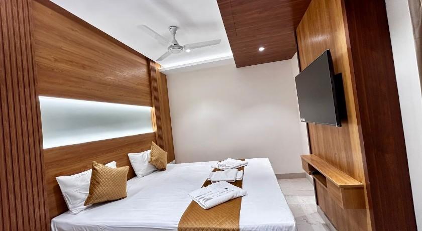 The Paradise Platinum in Kanchipuram