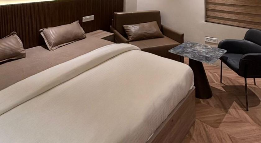 The Sterling Aroma in Noida