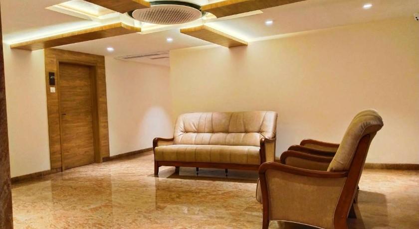 The Paradise Hotel - Luxury Stay in Kanchipuram