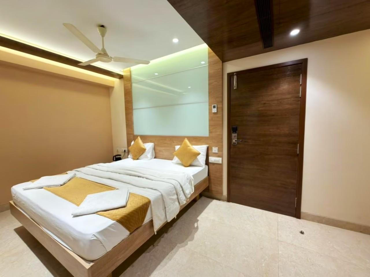 The Paradise Hotel - Luxury Stay in Kanchipuram