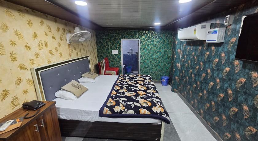 Atithi Hotel in Rohtak