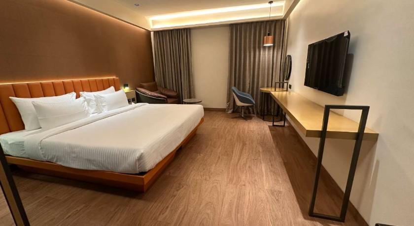 37th Crescent Navi Mumbai in Navi Mumbai