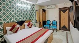 Hotel Anand in Delhi