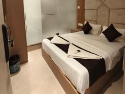 Hotel Anika Residency in Mumbai