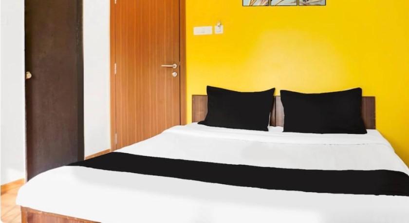 Hotel MV Galaxy in Pune