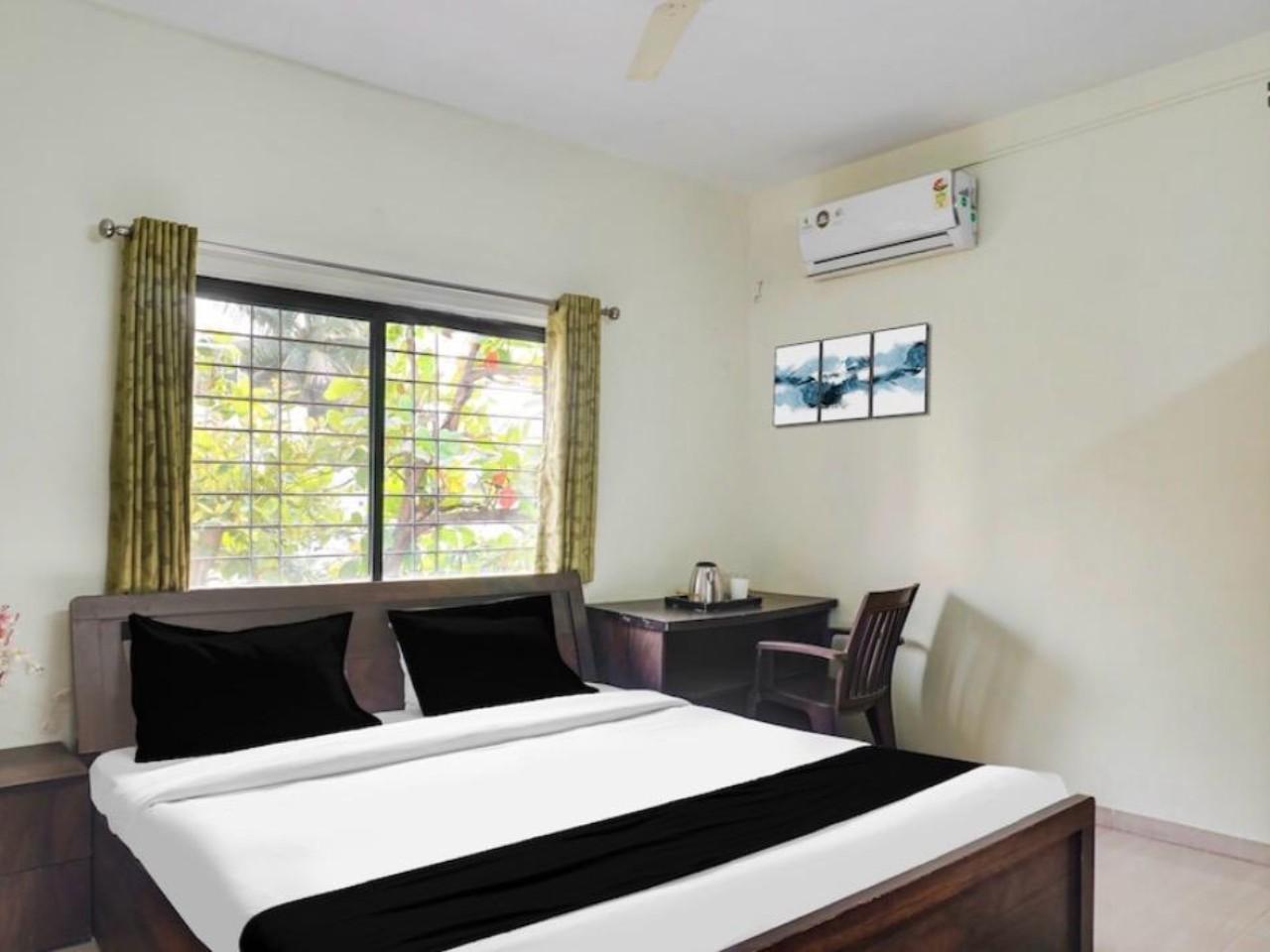Hotel MV Galaxy in Pune
