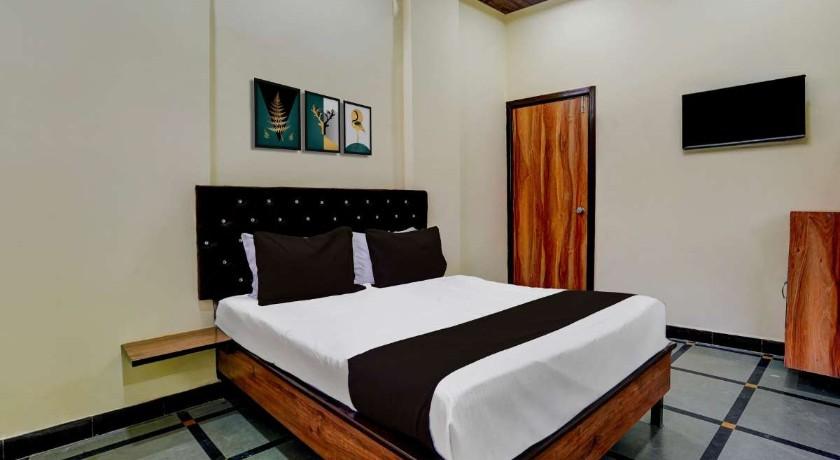 Hotel Royal Inn Ulhasnagar in Thane