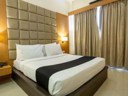 Imperial Tamanna Hotel in Pune