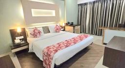 Hotel Mumbai House in Thane
