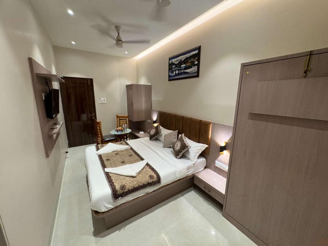 Hotel Regal Residency in Navi Mumbai