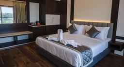 Hotel Le Grandeur in Mysore