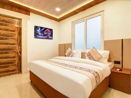 Hotel Golden Key-Badli in Delhi