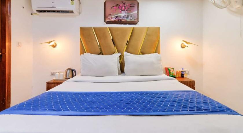 Hotel Golden Key Residency in Delhi