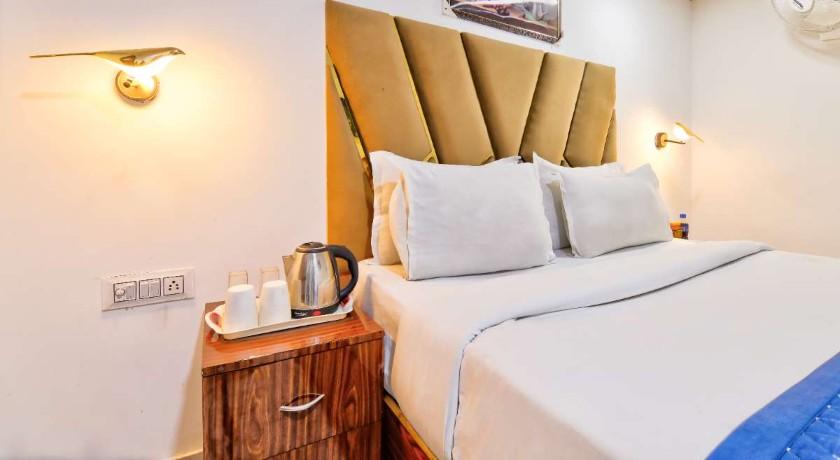 Hotel Golden Key Residency in Delhi