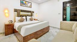 Hotel Golden Key Residency in Delhi