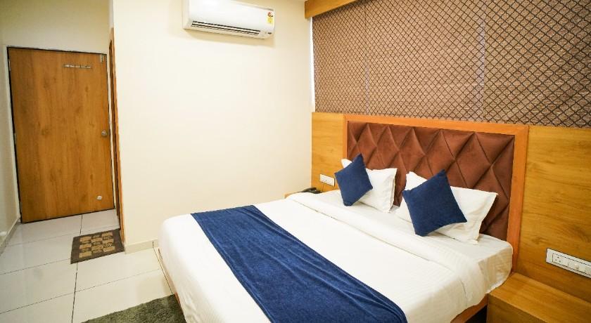 Hotel Suncity in Ahmedabad