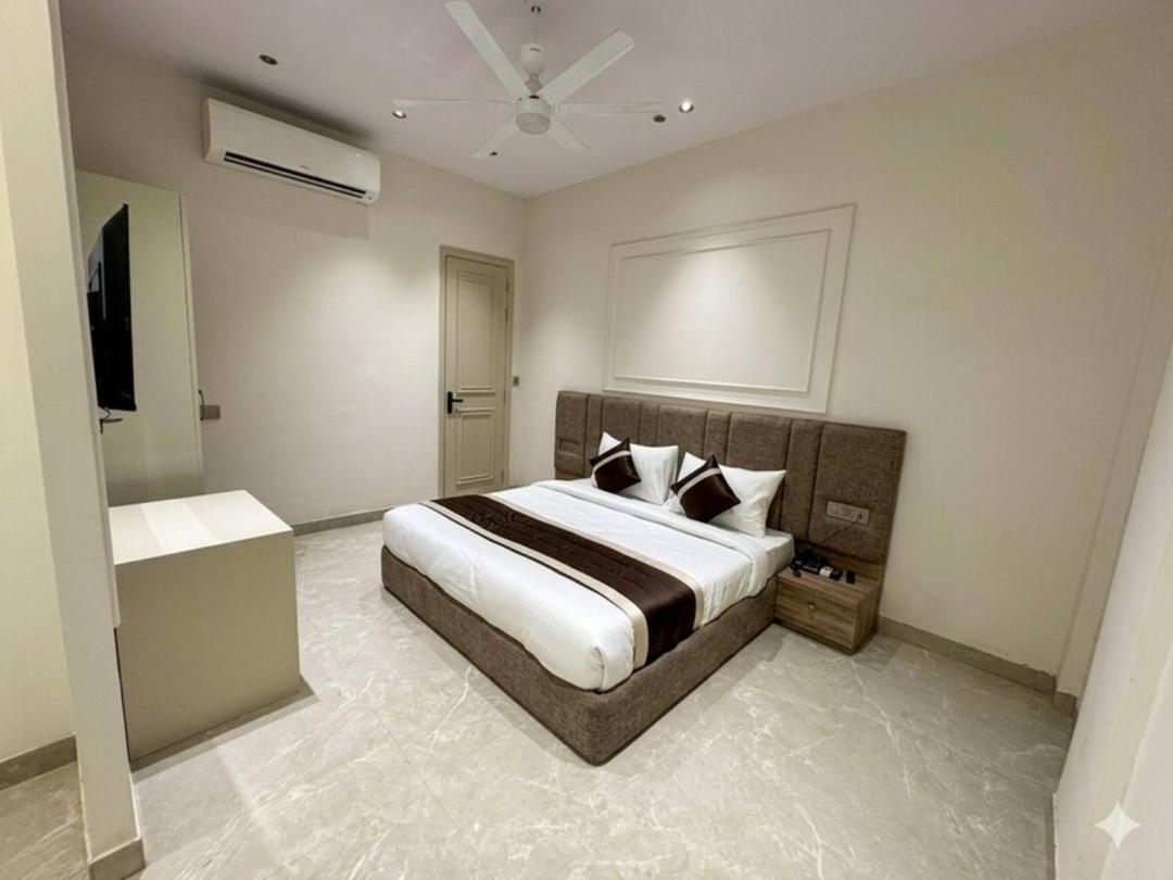 Hotel Emporio A Elite in Ghaziabad