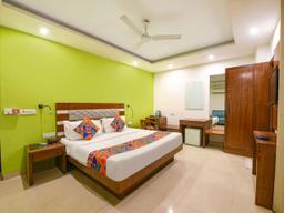 Hotel Dev Palace in Delhi