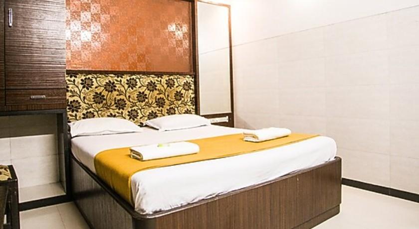 Hotel Diamond in Mumbai