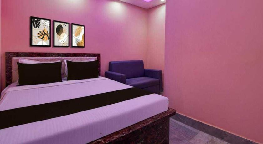 Hotel SR Imperial in Kolkata