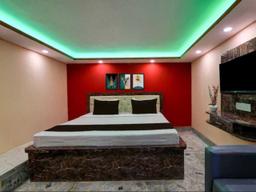 Hotel SR Imperial in Kolkata