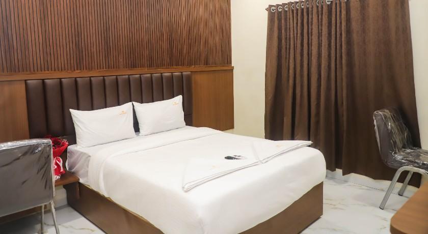 Hotel Mantra Residency in Navi Mumbai