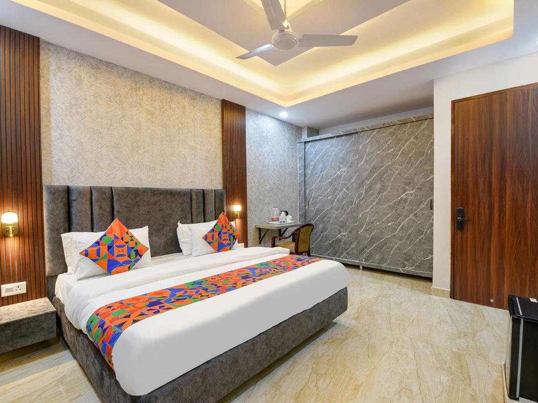 Hotel Comfort N Stay 45 in Gurgaon