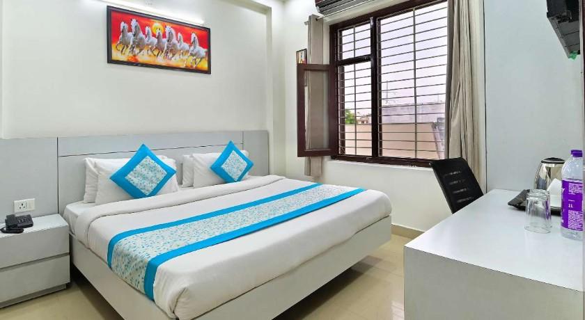 Hotel Vertigo in Noida