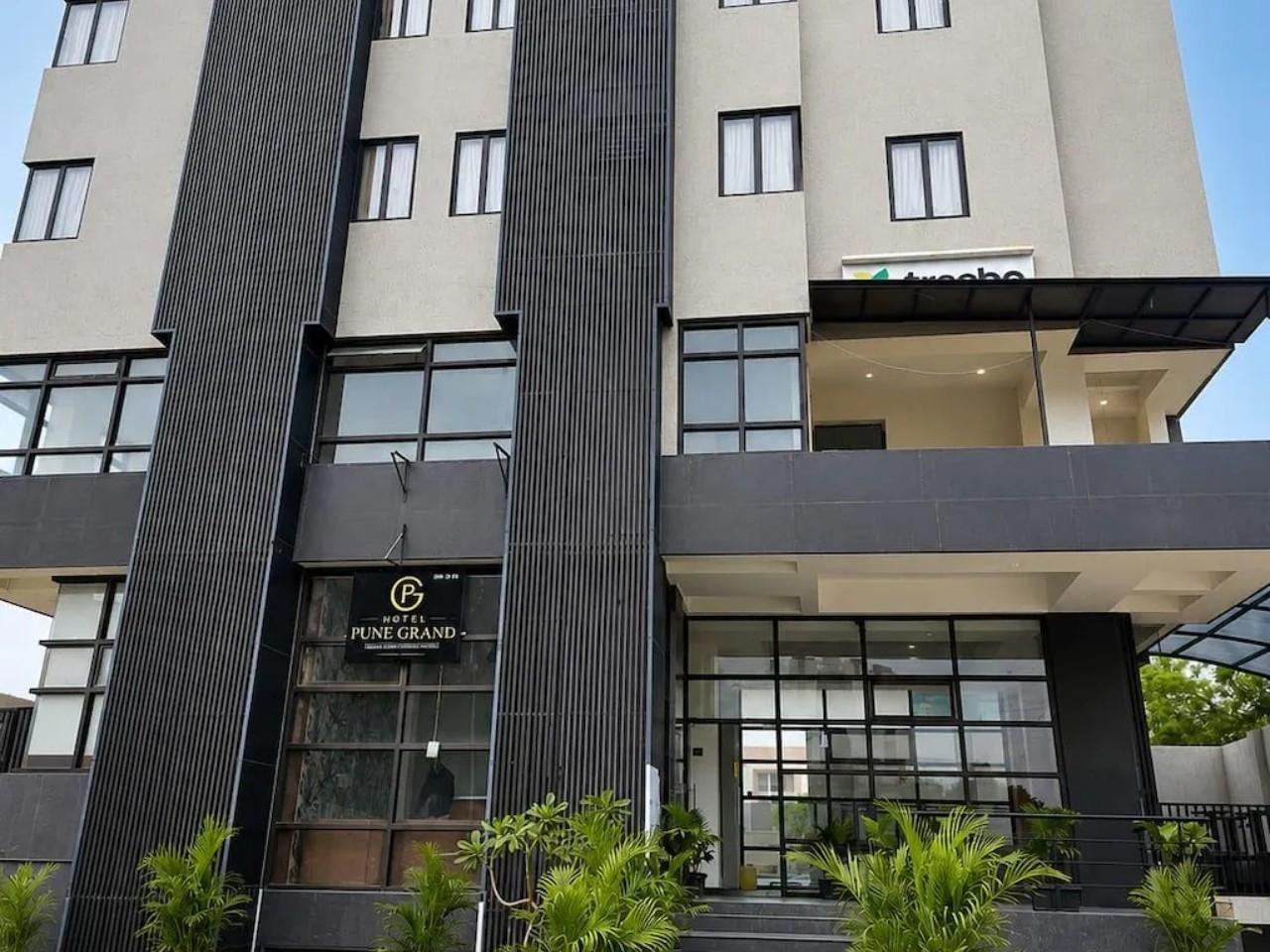 Hotel Pune Grand in Pune