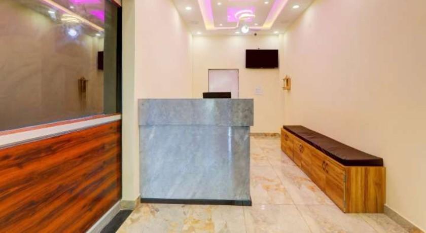 Hotel Manyam Palace in Gorakhpur