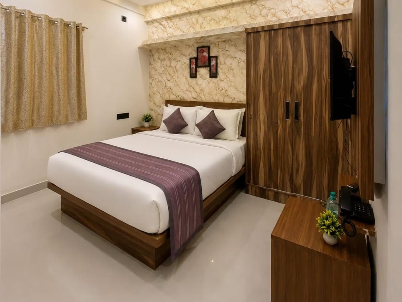 Legend Royal Suites Hotel in Bangalore