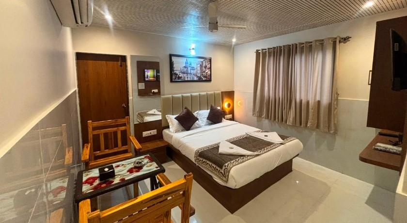 Hotel Vishwadarshan Residency in Navi Mumbai