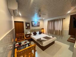 Hotel Vishwadarshan Residency in Navi Mumbai