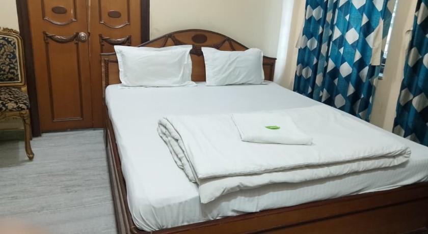Hotel Raviz in Kolkata