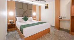Hotel Crystal Castle in Mumbai