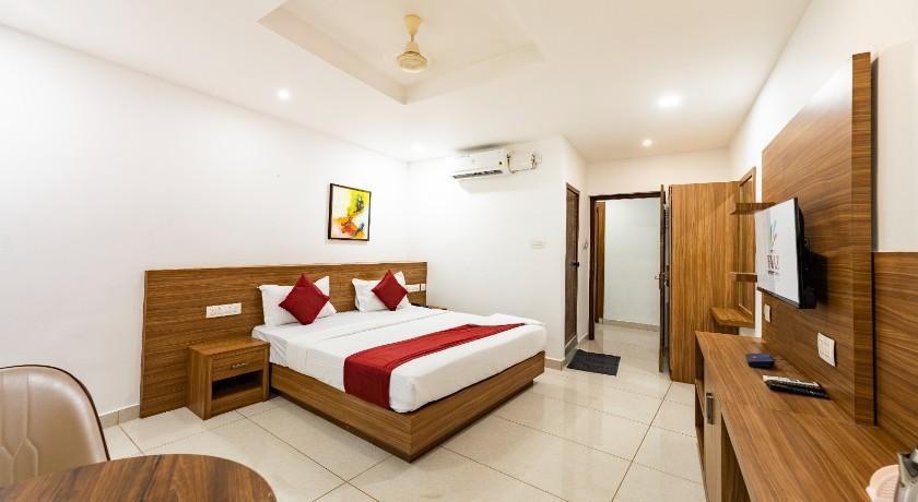 Hotel Faaz International in Kannur